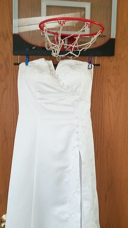 Wedding gown size 3