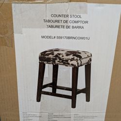 2 Counter Bar Stools 
