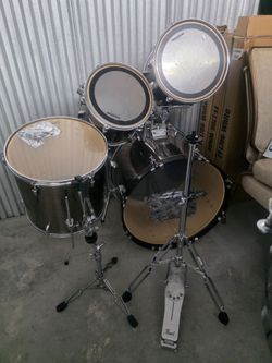 4 Pieces Drum set