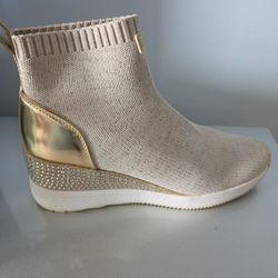 Michael Kors Shoes  Size #9