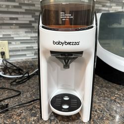 Baby Bezza Formula Pro Advanced