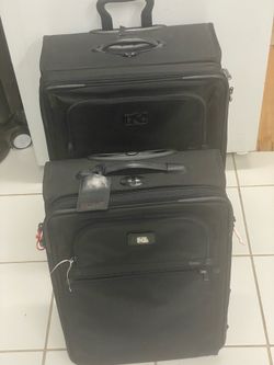 Tumi luggage set