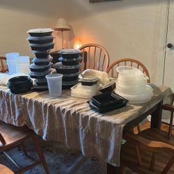 Free Many Clean Plastic Containers 