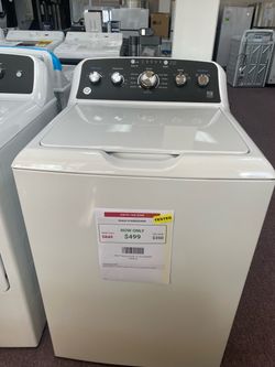 GE High Efficiency Agitator Large (4.5-cu ft ) Top-Load Washer (White )