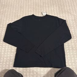 Cropped Fit Long Sleeve