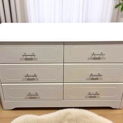 White Modern 6-drawer Dresser 