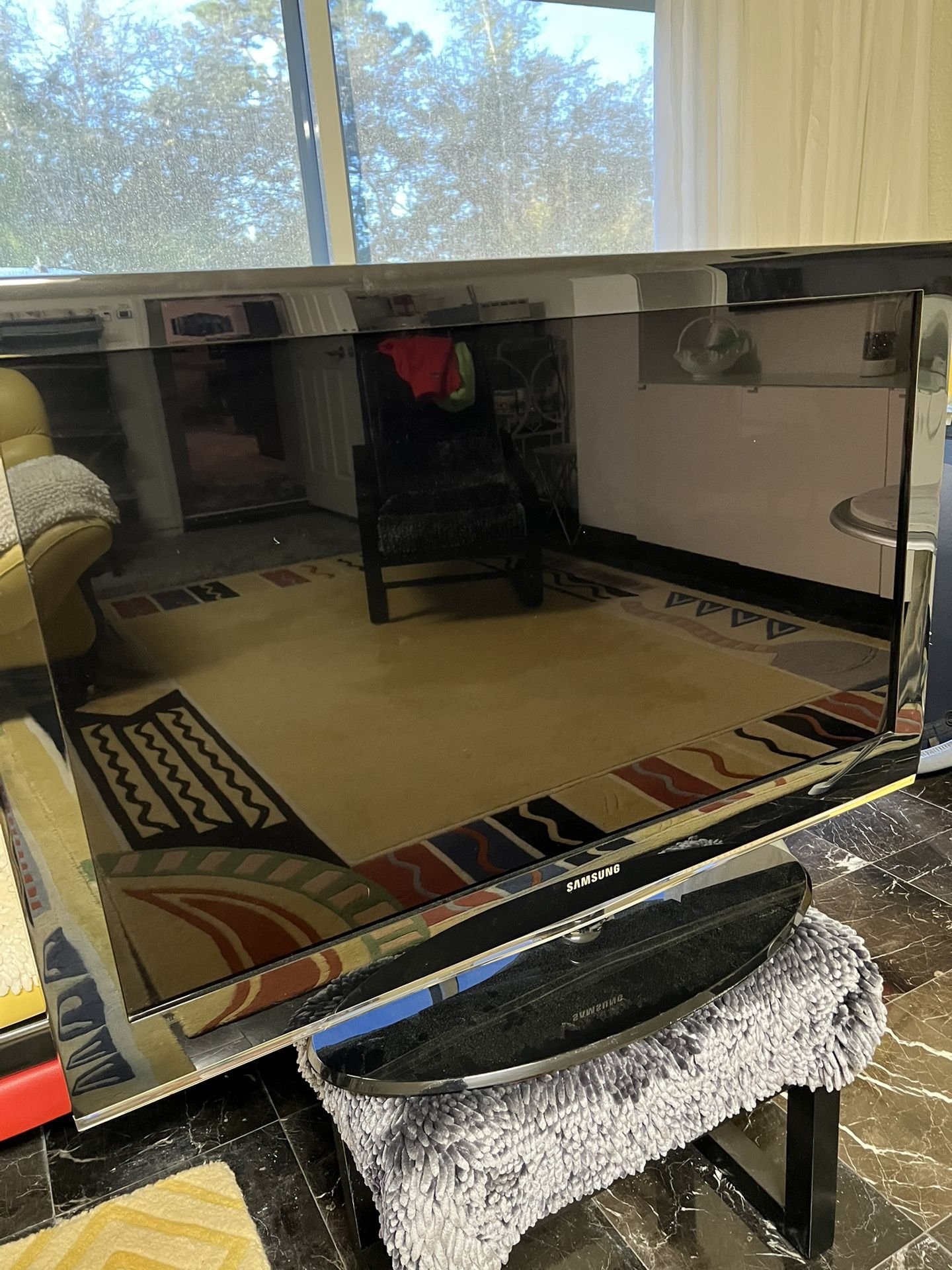 Samsung 40” HD LCD Television