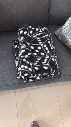 Large Black Sherpa Throw Blanket 