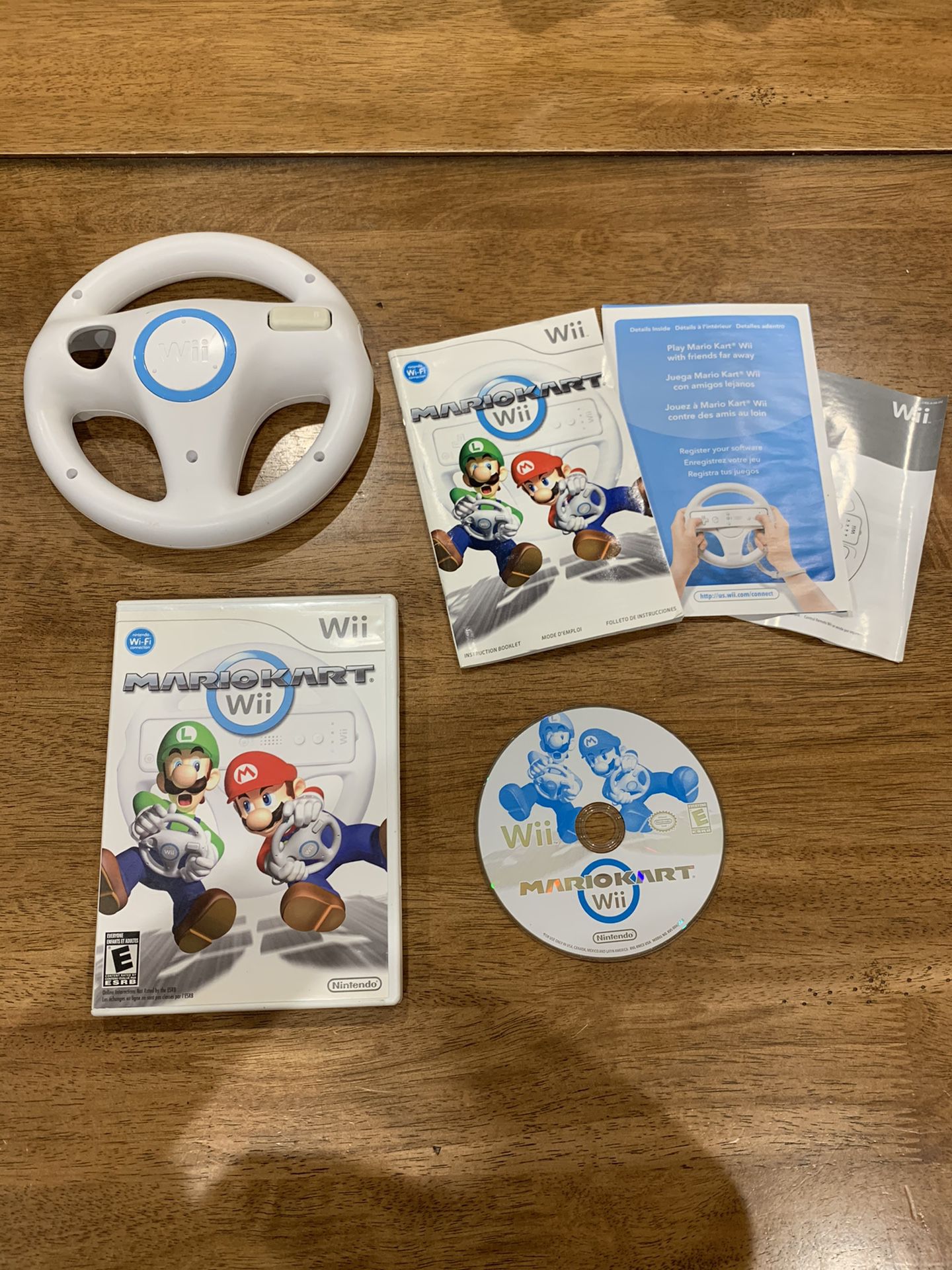 Mario Kart Wii Complete With Booklet And Wheel (Nintendo Wii)
