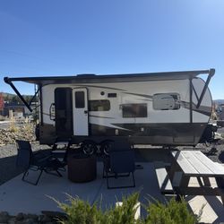 2025 Rockwood Mini Lite 2205S