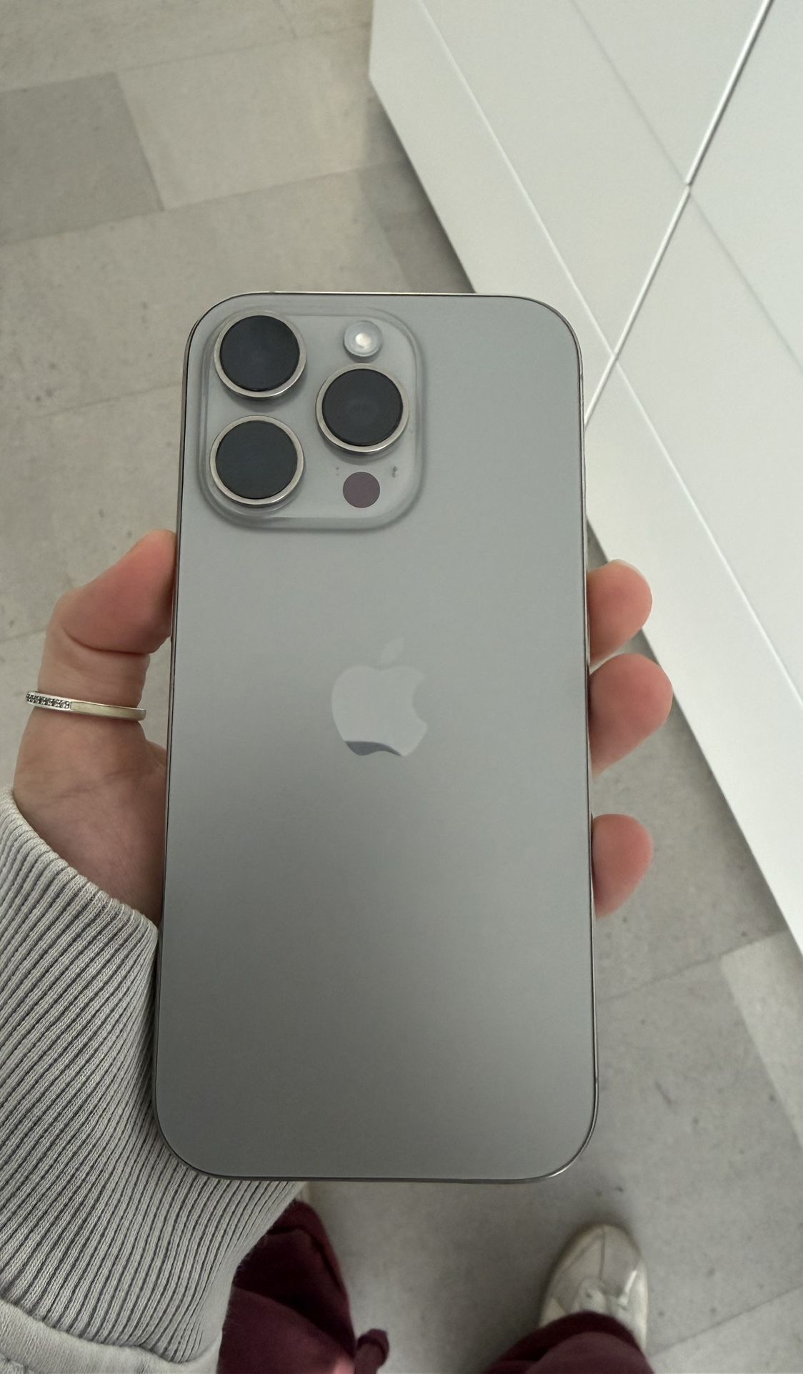 iPhone 16 Pro 256 GB