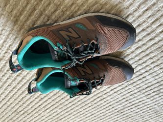 New Balance 10.5 Trail Runners