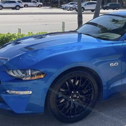 2020 Ford Mustang