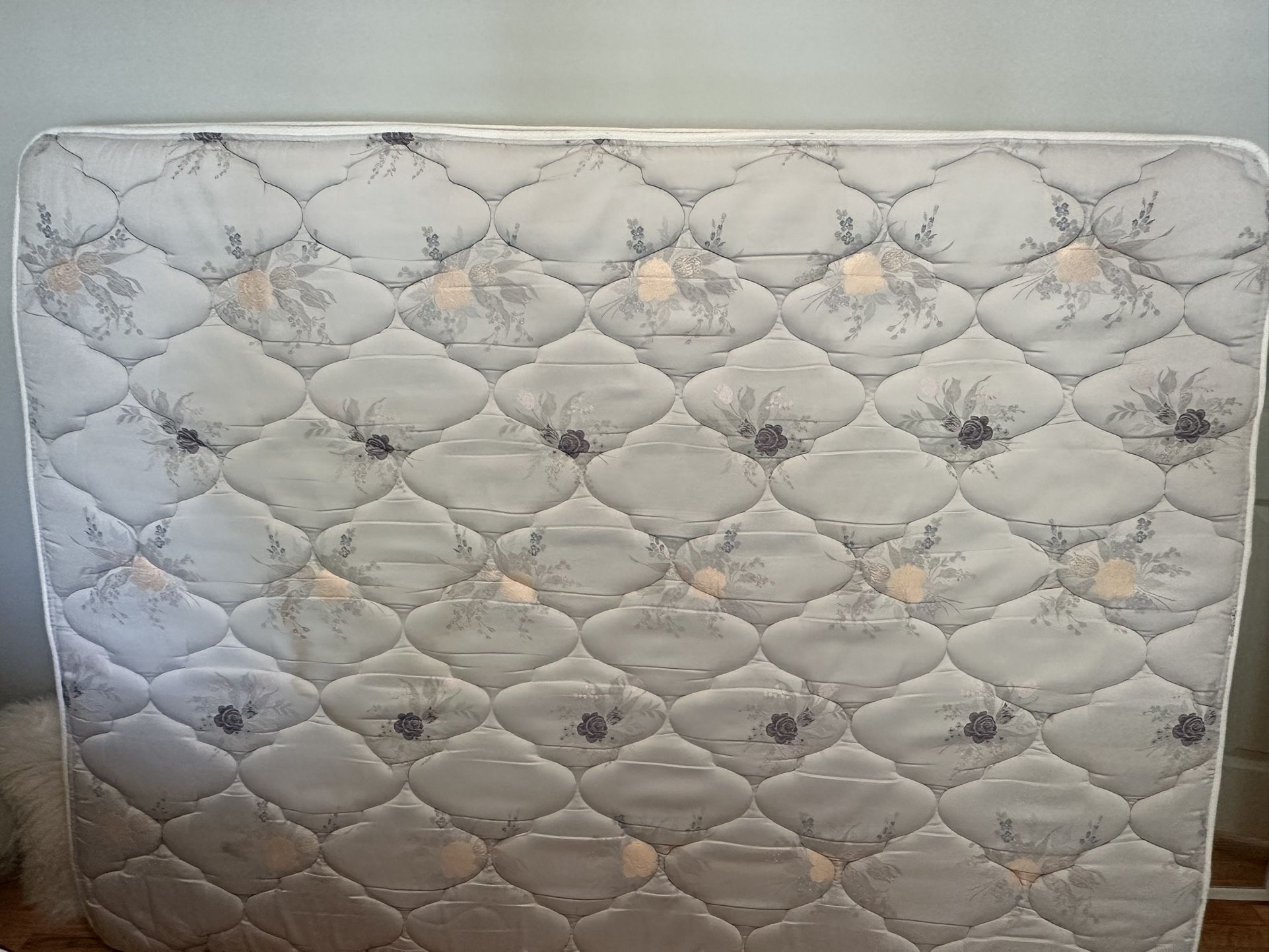 Spring Air Queen Mattress and Box Spring