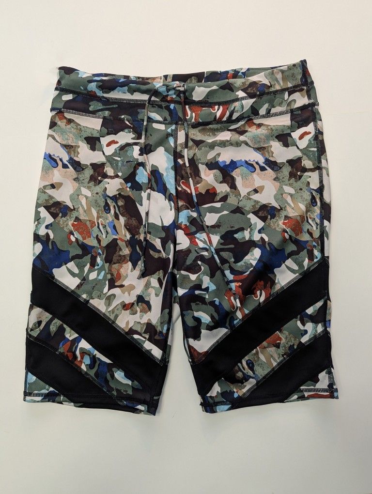 FP movement Reversible Daybreak Graphic Camo Bike Shorts, new without tags