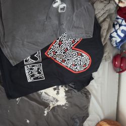 graphic tees (bundle of 3)