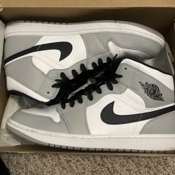 Air Jordan 1 Mid