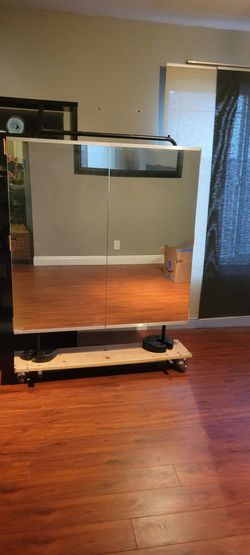 Custom DIY Mobile Rolling Studio Mirror – For Dance / Gym / Fitness (Hard Floors)