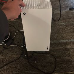 White Xbox 1 TB Series X 