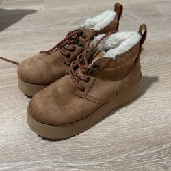 Women’s Boots 
