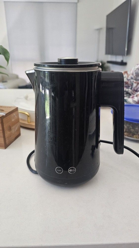 Hot Water Electric Kettle (Bought It For 25$)