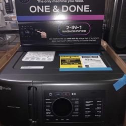 Brand new, NEVER been used Washer/Dryer Combo Machina
