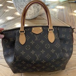 Louis Vuitton Purse