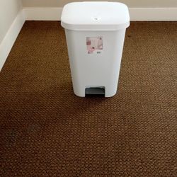 Kitchen Trash Can