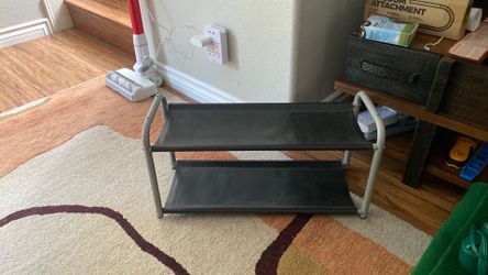 Shoe rack