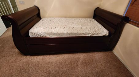 Twin Bed