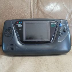 Sega gamegear game gear for parts or repair