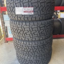 37x13.50/22 Gripmax tires