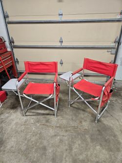 2 Picnic Time foldable chairs with side table.
$49