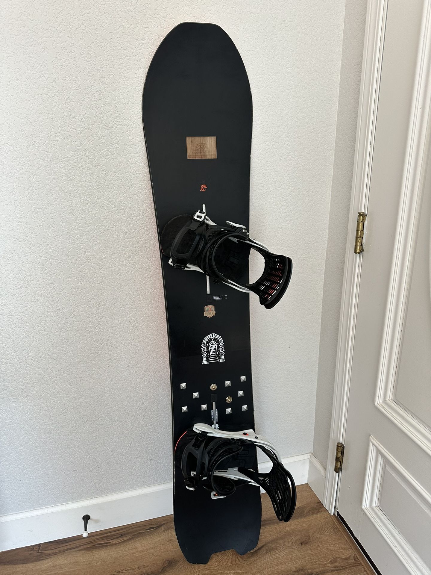 Burton Skeleton Key Snowboard 158cm for Sale in Folsom, CA OfferUp
