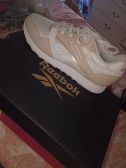 Reebok Size 8.5