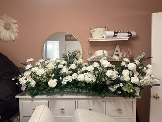 White Flower Arrangement: Wedding Stage, Banquet Decor
