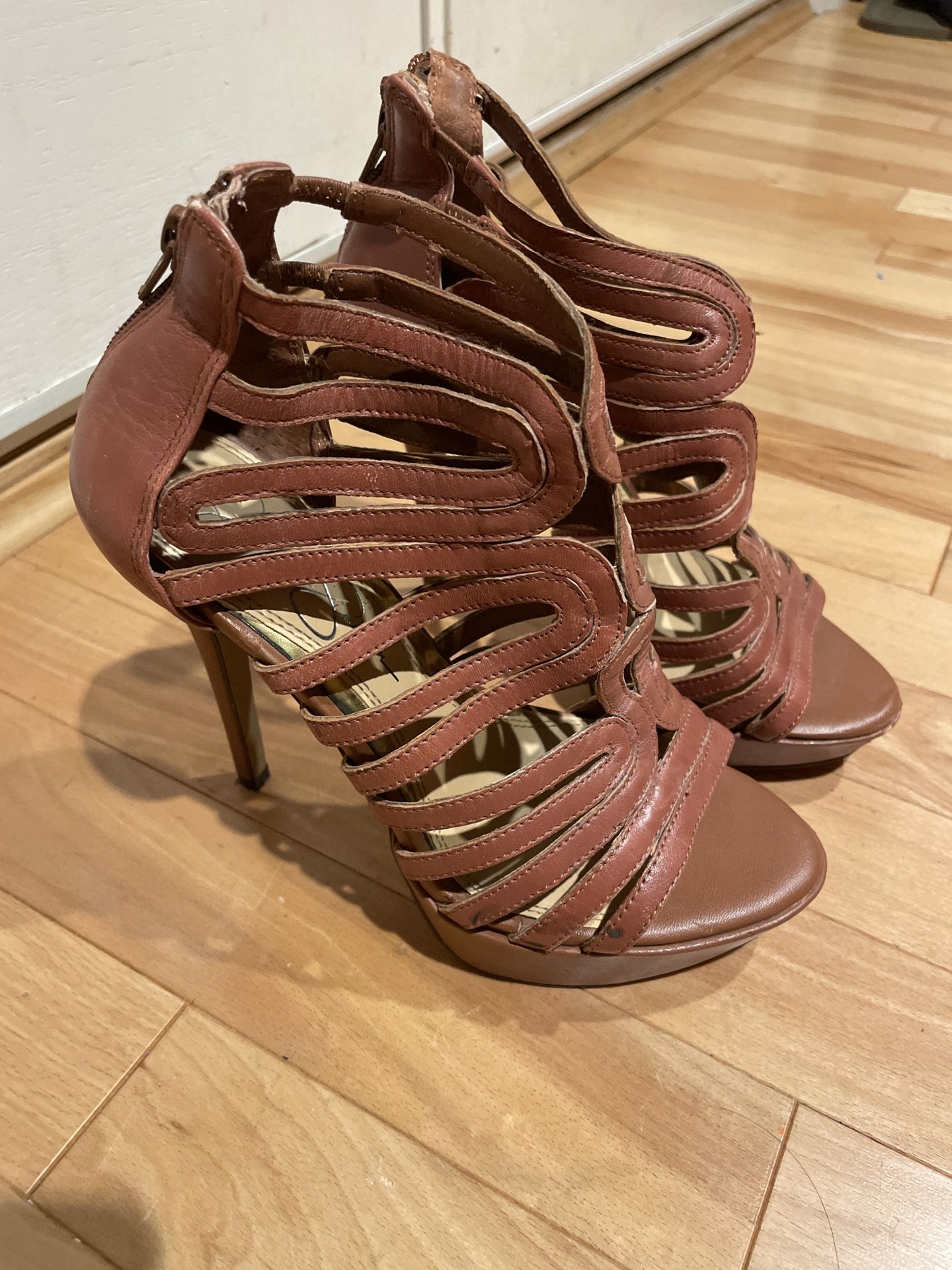 Jessica Simpson ‘Barbara’ Strappy Heels – Size 6B/36 – Tan Leather Upper – Zip Back