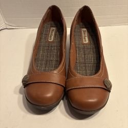 SKECHERS SZ 8.5 LUG BROWN LEATHER LOAFER STYLE WEDGE 2” HEEL  UK 5.5 EUR 38.5