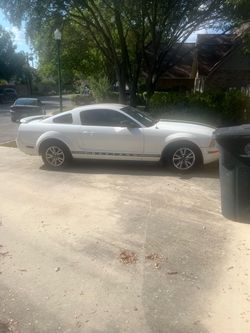 2005 Ford Mustang