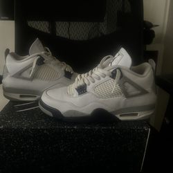 Jordan 4 Midnight Navy 