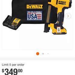 Dewalt Stapler Kit