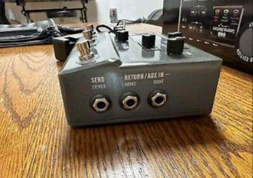 Line 6 HX Stomp Compact Multi-Effects Unit featuring Helix Effects - Used Thumbnail