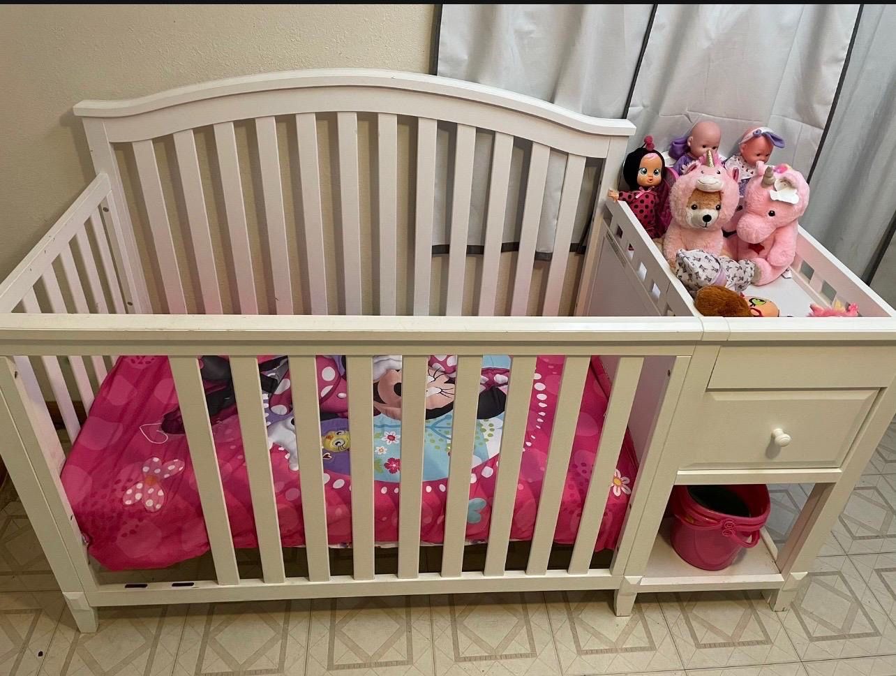 Crib with bedding