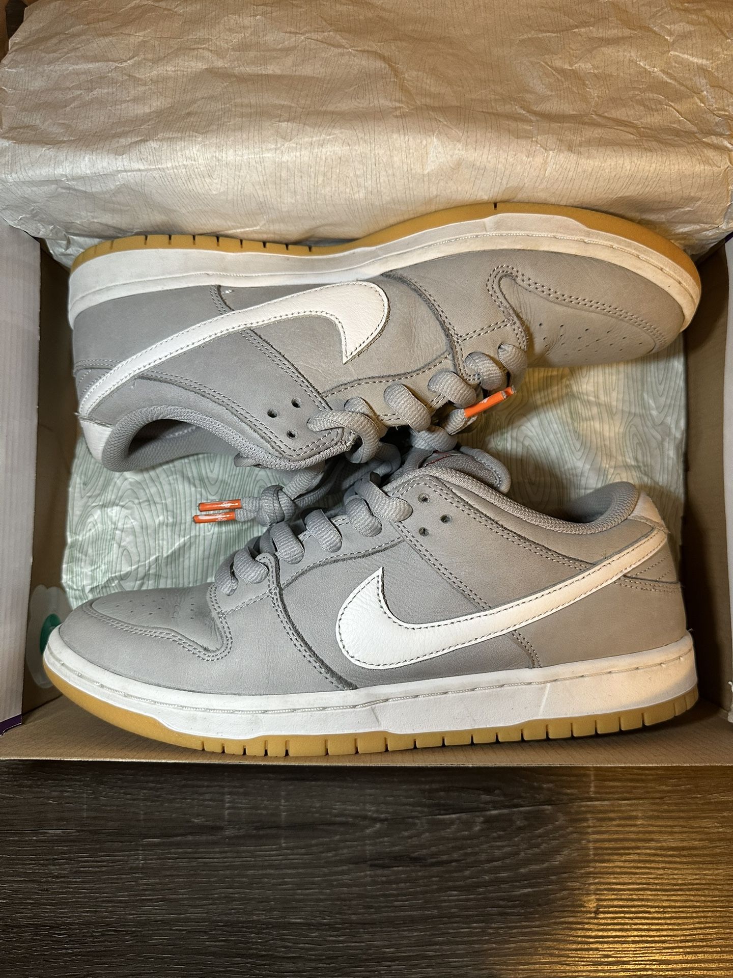 Nike SB Dunk Low Pro ISO Wolf Grey Gum SZ: 9.5 - ampdigital.org
