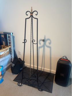 Iron Easel / Display Stand – Black & Gold