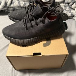 Adidas Yeezy 350 V2 size 5.5 Mono Cinder