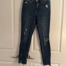 Women’s Altar'd State Dark Blue Distressed Skinny Jeans size 29