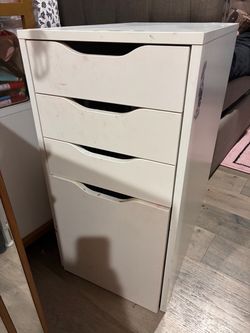 Little ikea dresser $35
