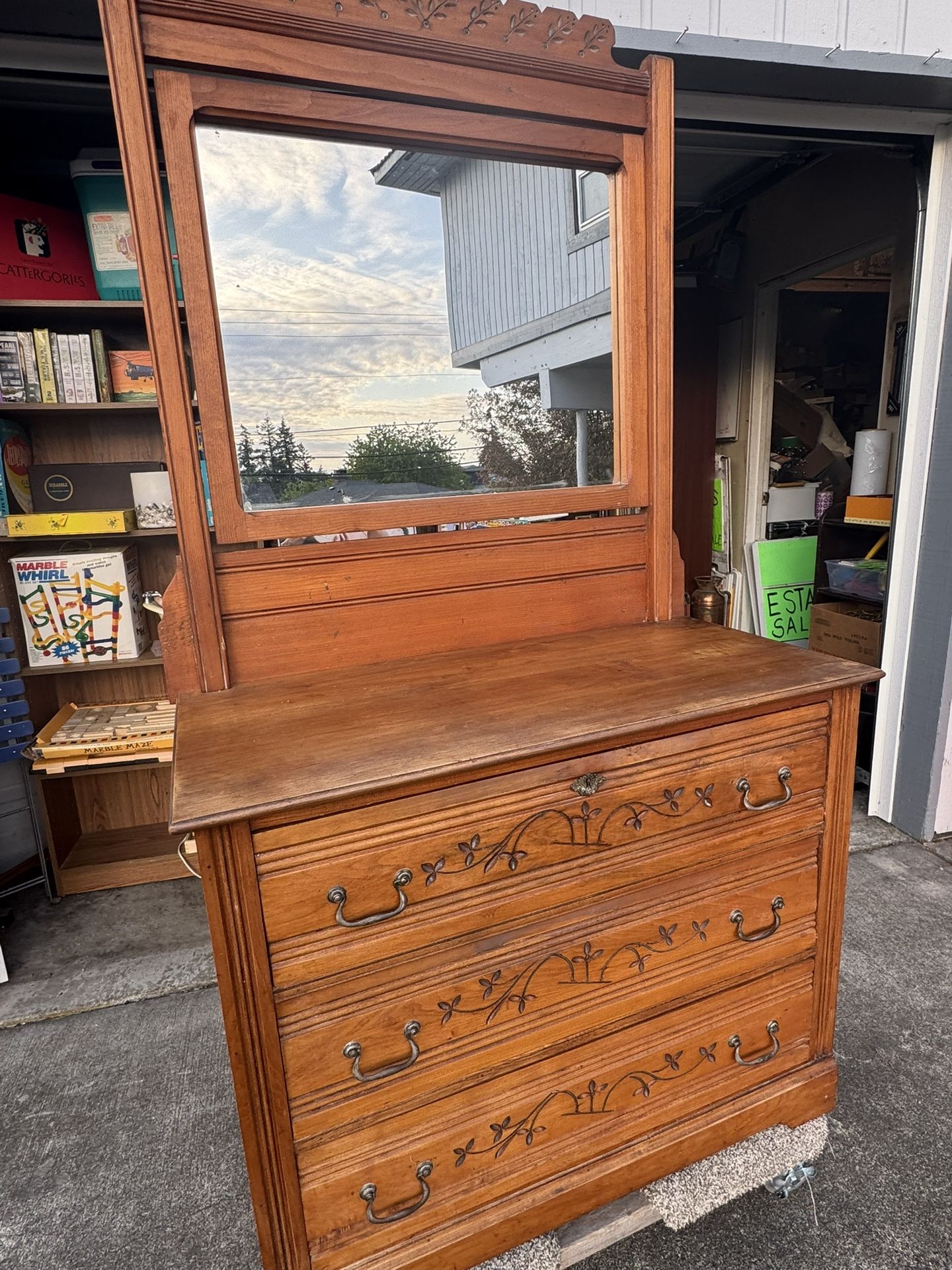 Antique/Vintage Dresser W/Mirror