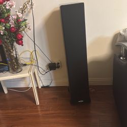 Polk Speaker With Yamaha Sound Receiver